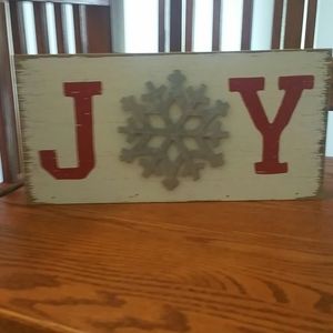 Hallmark Wooden JOY sign